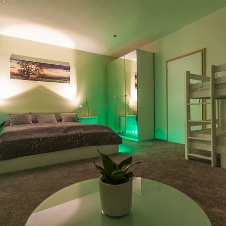 Air-Conditioned Apartment Sancova - Old Town Bratislava Buitenkant foto